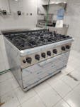 Italian 6-Burner Gas Cooker image