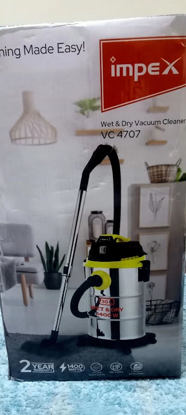 Wet & Dry Vacuum Cleaner VC4707