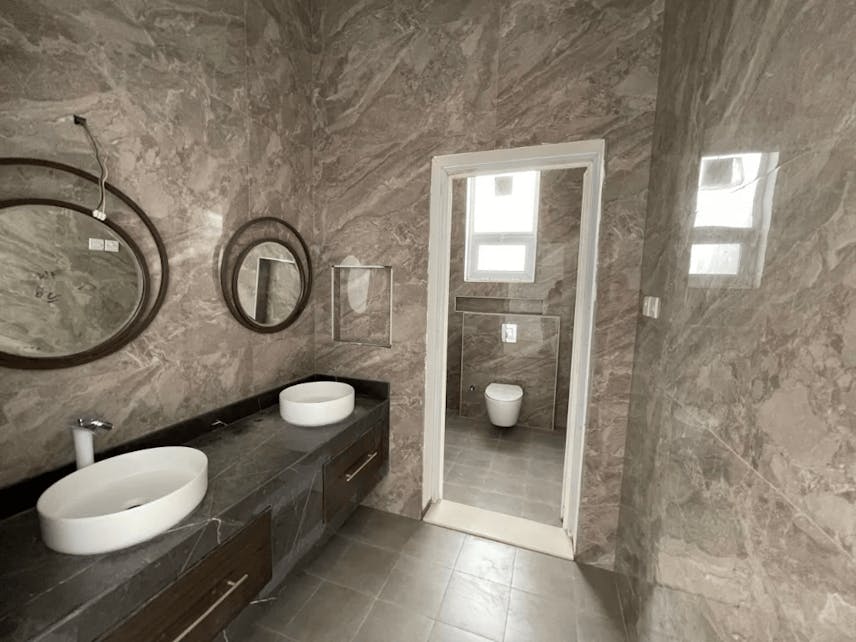 فيلا مستقلة جديدة للإيجار في الرياض