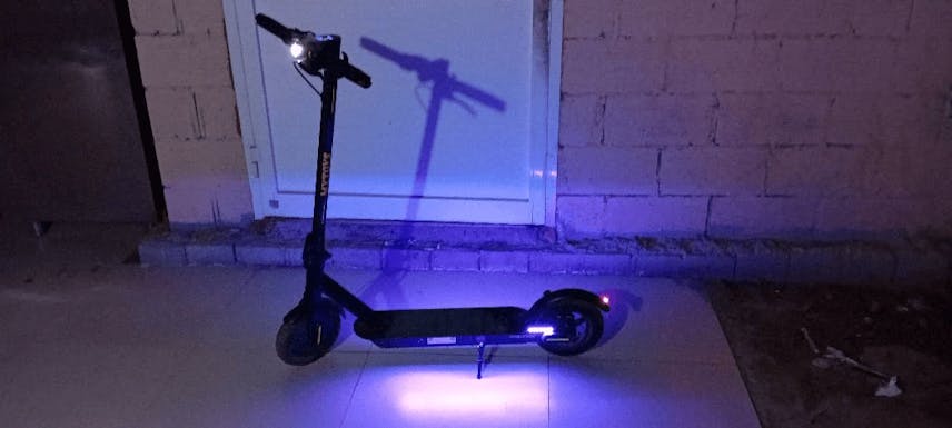 سكوتر كهربائي جديد قابل للطي