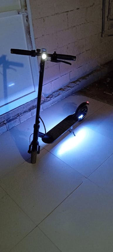 سكوتر كهربائي جديد قابل للطي