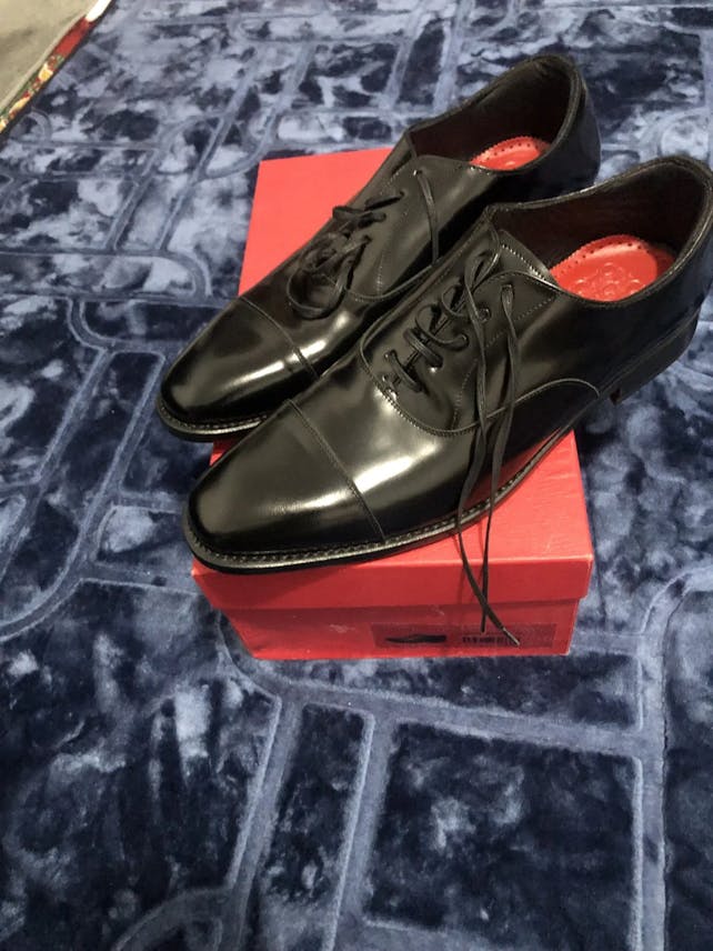 حذاء جلد CH جديد – مقاس 44.5 (10.5)