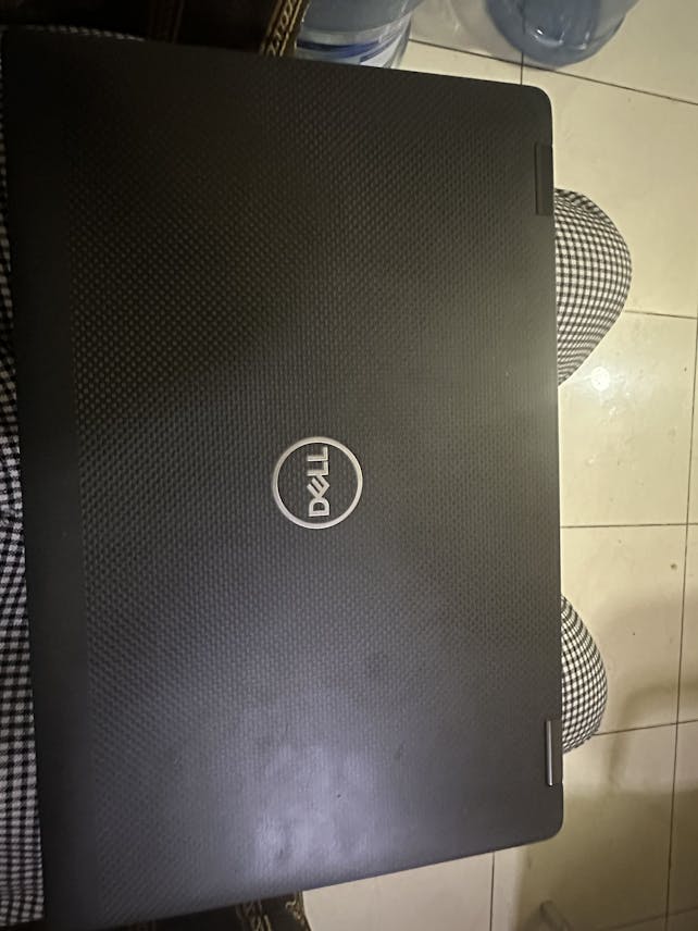 ديل خط العرض 7410