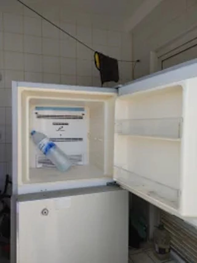 ثلاجة هيتاشي 350 لتر – بحالة جيدة