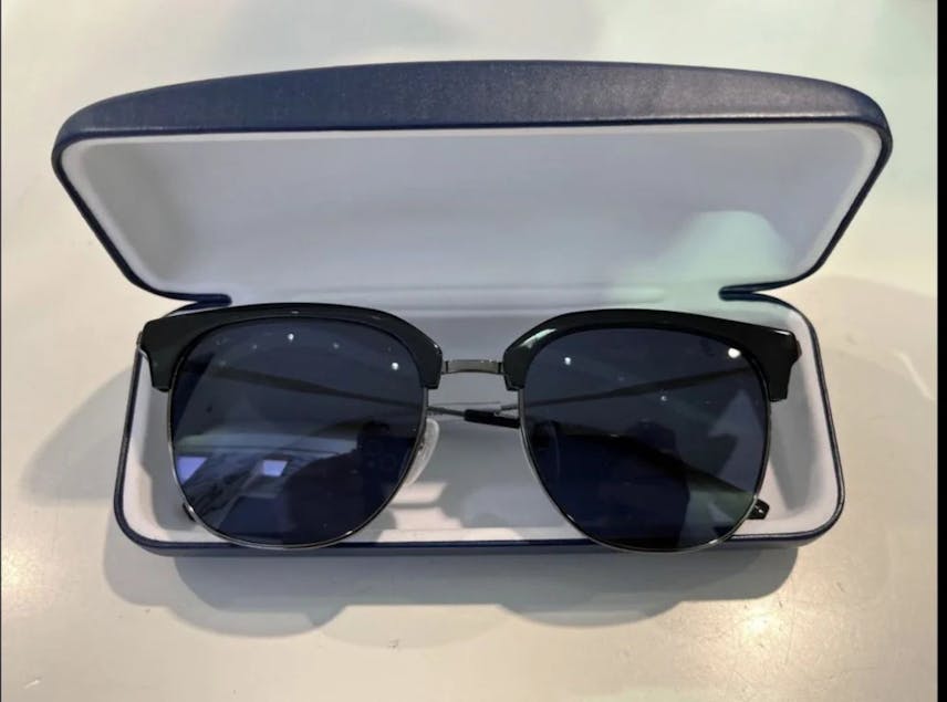 نظارات لاكوست الشمسية الأصلية – جديدة تمامًا، مستقطبة