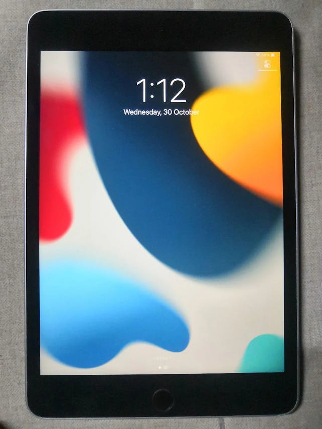 iPad Mini 4 WiFi – 128GB Silver