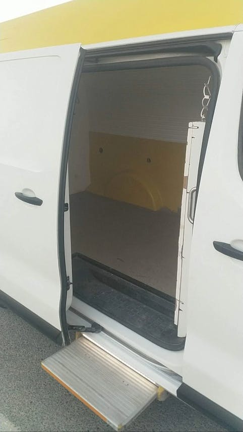 بيجو فان موديل 2020 للبيع