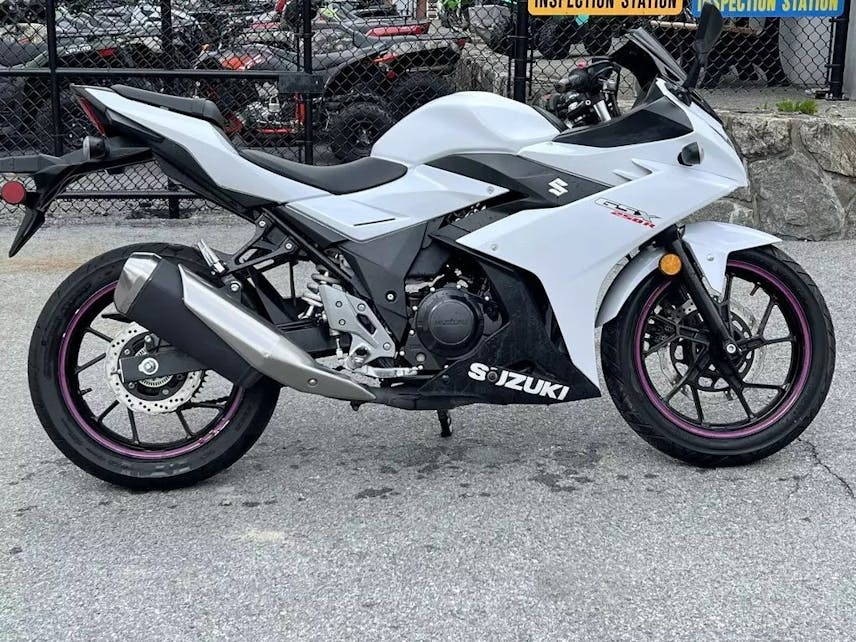 2018 Suzuki Motorcycle – Great Condition