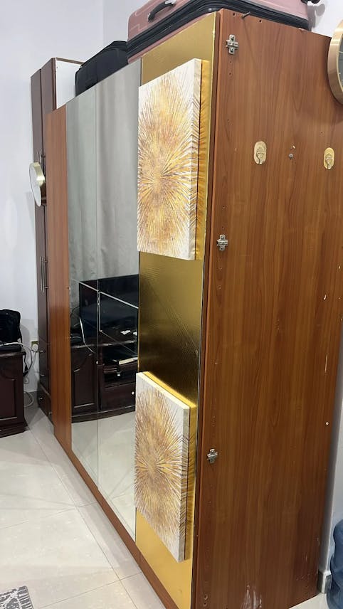 Big 4-Door Wardrobe – Good Condition