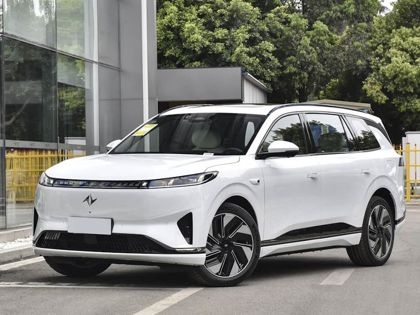 DongFeng eπ008 EV 2026