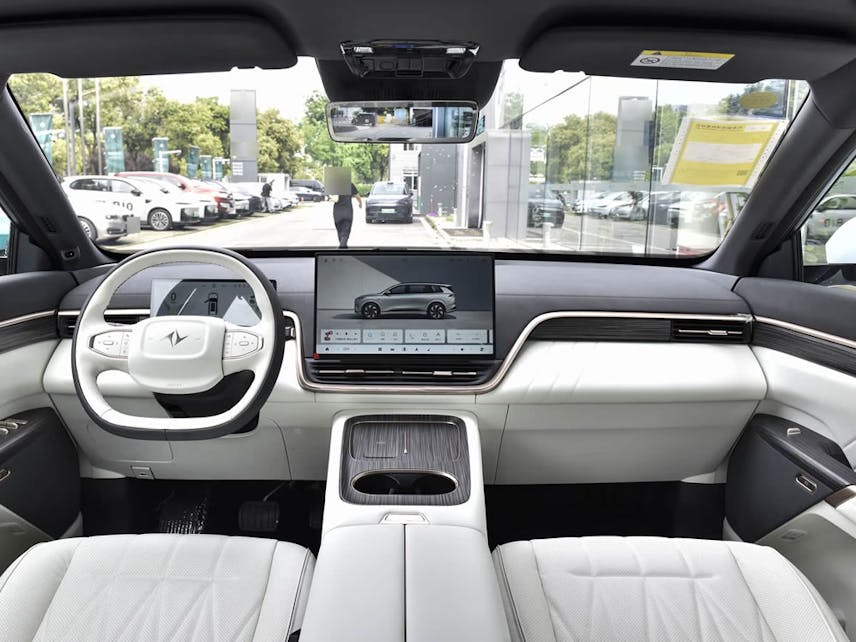 DongFeng eπ008 EV 2026