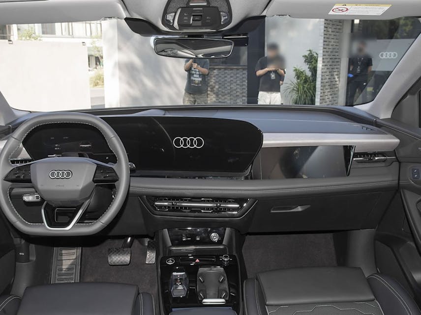 Audi Q6L e-tron EV 2026