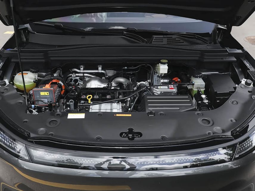 DongFeng Aeolus L8 EV 2025