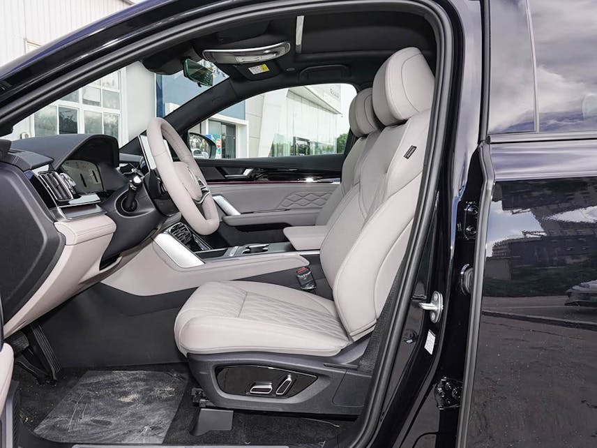 BYD Tang DM-i 175KM 2025