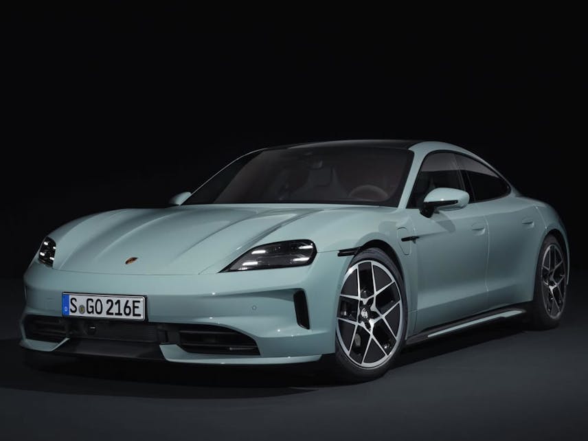 Porsche Taycan EV 2026